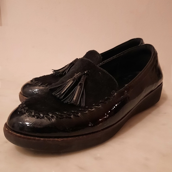 Oxford Styled Shoes - Picture 1 of 3